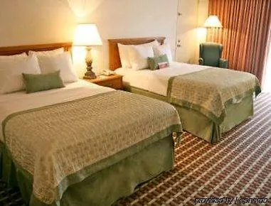 Ramada East Airport 3*